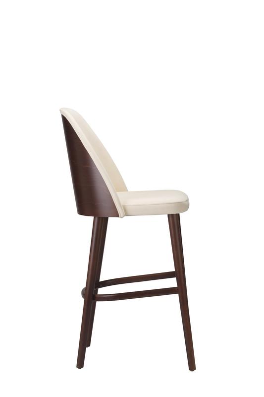 Calm  - Highchair  - Onset Veneer Back - main image